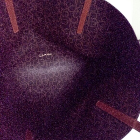 Calvin Klein Monogram Reversible Brown Tote Bag & Zip Pouch Set 18" x 11.5" x 5" - Picture 10 of 17